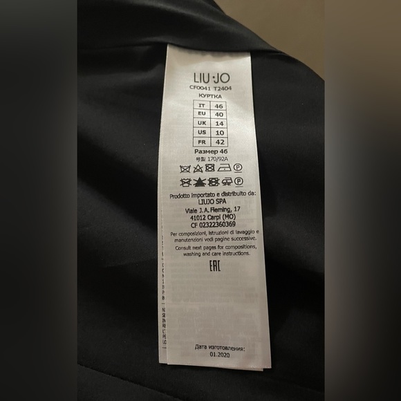 NWT - Fitted Black Liu Jo Blazer - Picture 8 of 9